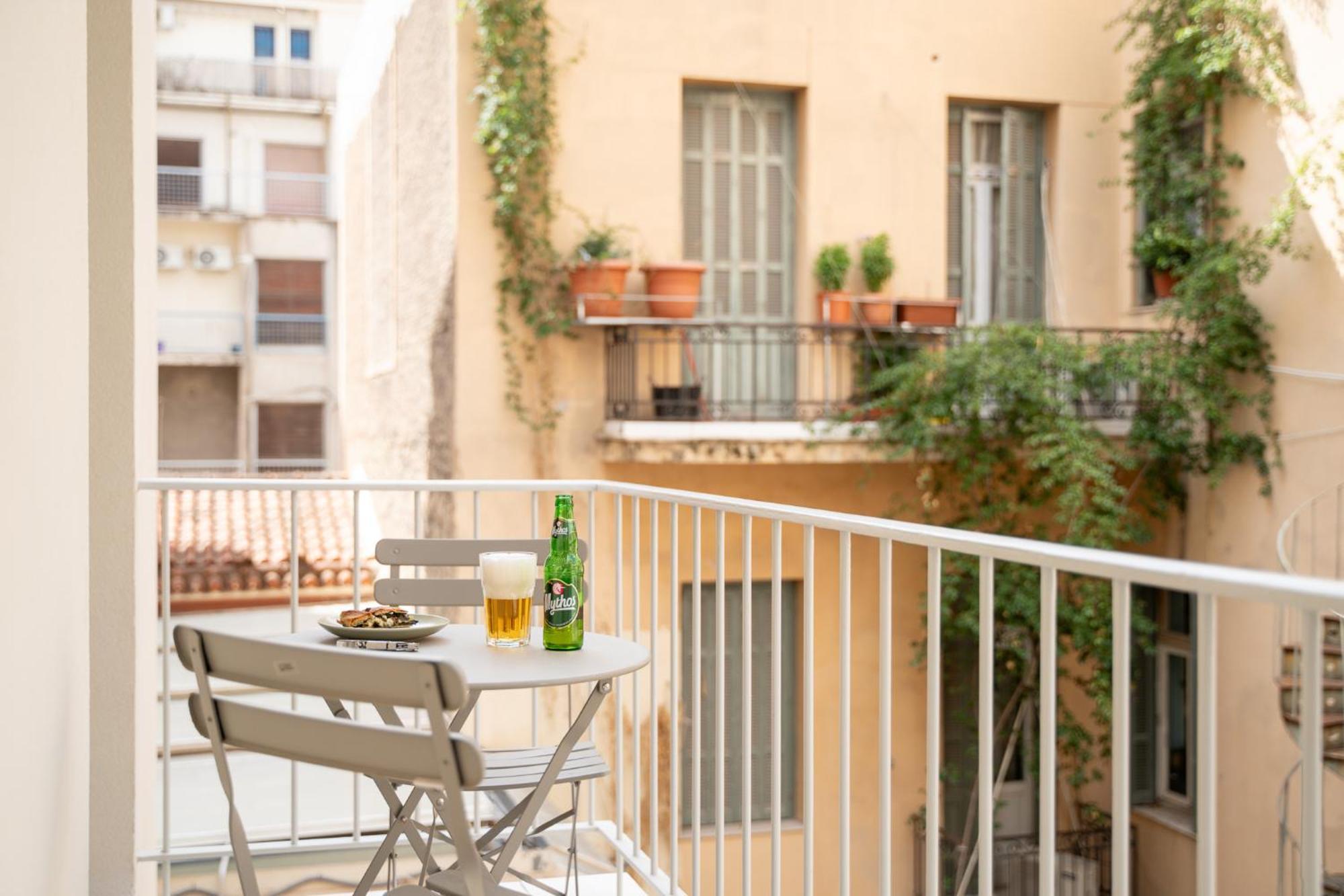 Mooeve Exarchia Apartment Athens Luaran gambar