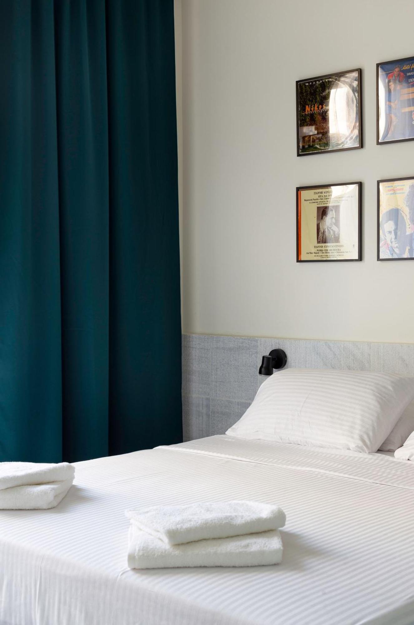 Mooeve Exarchia Apartment Athens Luaran gambar